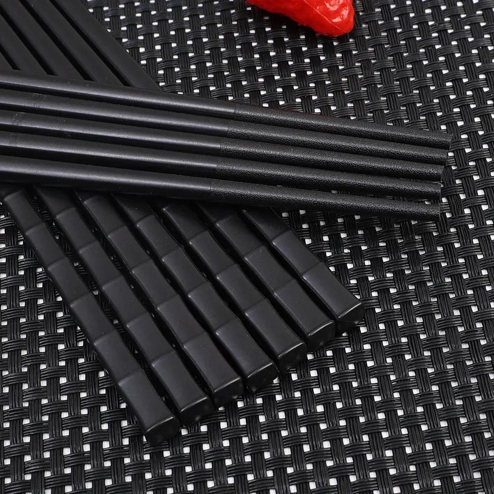 10/2pcs Chinese Chopstick Sushi Food Chop Sticks Reusable Anti Slip Alloy Korean Chopsticks Safe Tableware Set Kitchen Tool Gift
