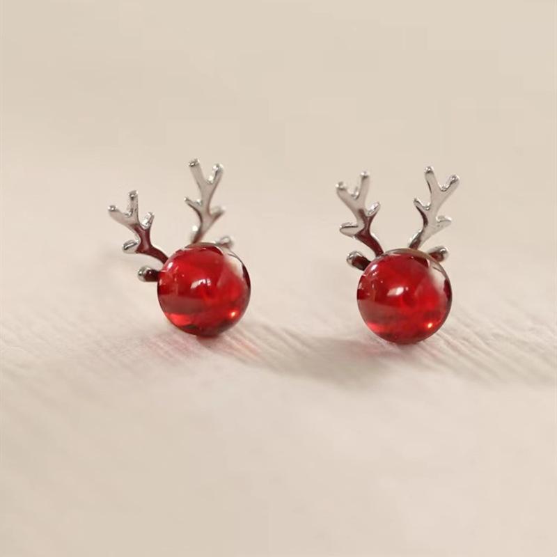 

Cute Cartoon Elk Earrings For Women Christmas Gift Fashion Small Crystal Stud Earring Girls New Year Party Zircon Wholesale