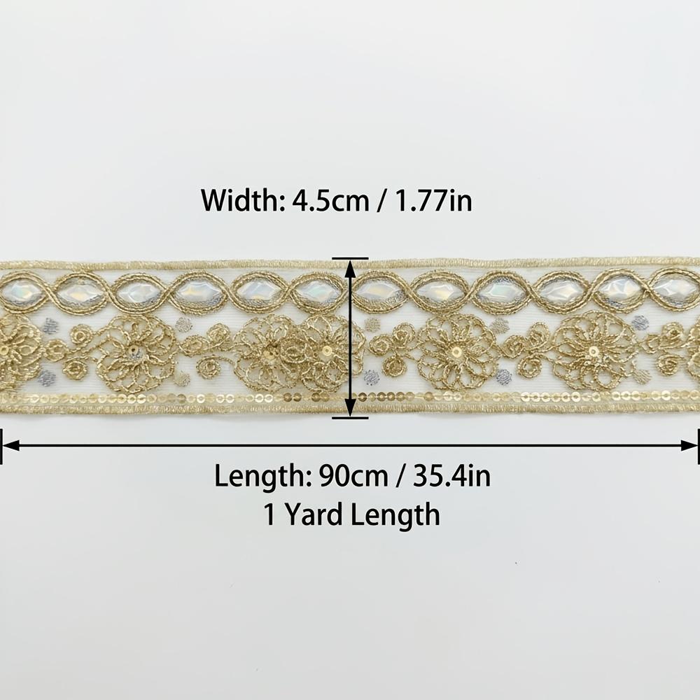 Vintage Goldfaden-Stickerei auf Spitze mit schillernden Strasssteinen und Pailletten