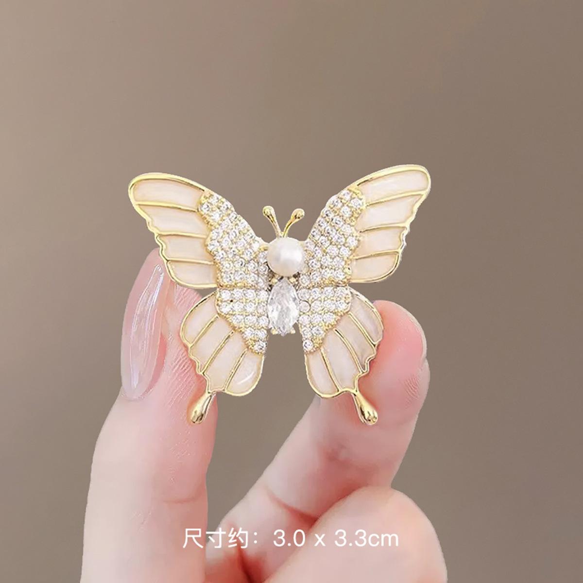 

Высококачественная изысканная брошь в виде бабочки с бриллиантами и жемчугом, женственный дизайн корсажа для костюма, свитера, булавки, аксессуары