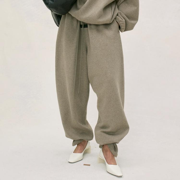 Fear of God Essentials Lounge Sweatpant Heather Grey Men Bottoms 130SU244321F