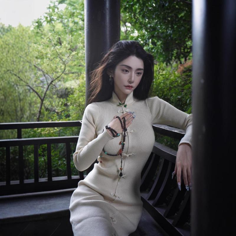 Autumn Women's New Black Tea Style Wear with Improved Cheongsam Long-sleeved Knitted Dress