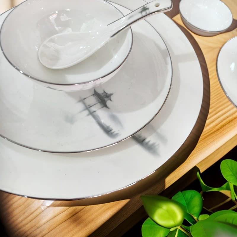 Luxury Lightweight Bone China Tableware Set - Thin, Durable Ceramic Plates, Bowls & Dishes for Hotels and Homes