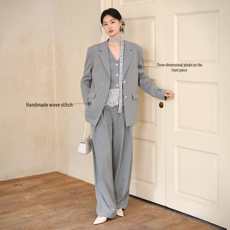 Women's Gray Commuter Three-Piece Suit Set