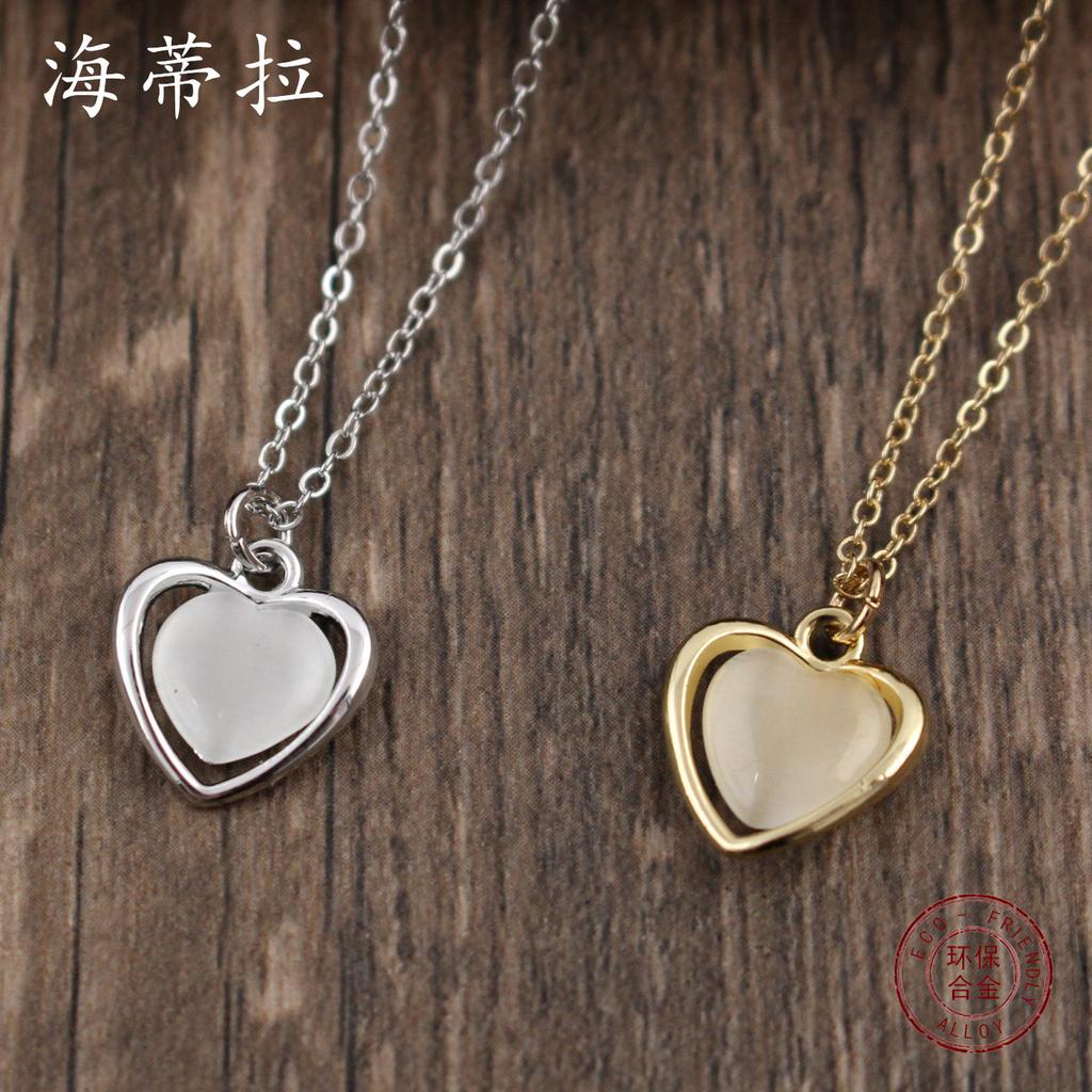 Korean version of simple personalized love cat eye necklace, fashionable and high-end women's versatile girl heart collarbone chain