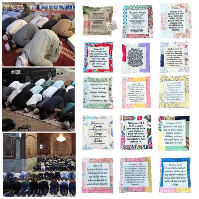 Modlitební quilt s křížem uvnitř kapsy Objetí Modlitební quilt Víra Modlitba Mini