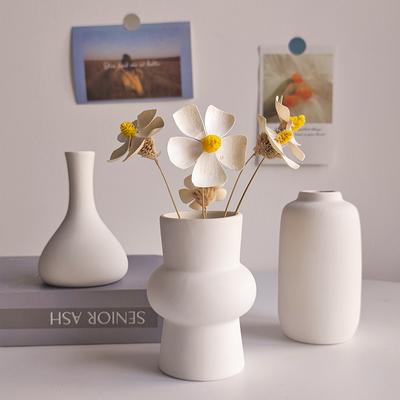Decoración para el hogar
 – Jarrones y floreros