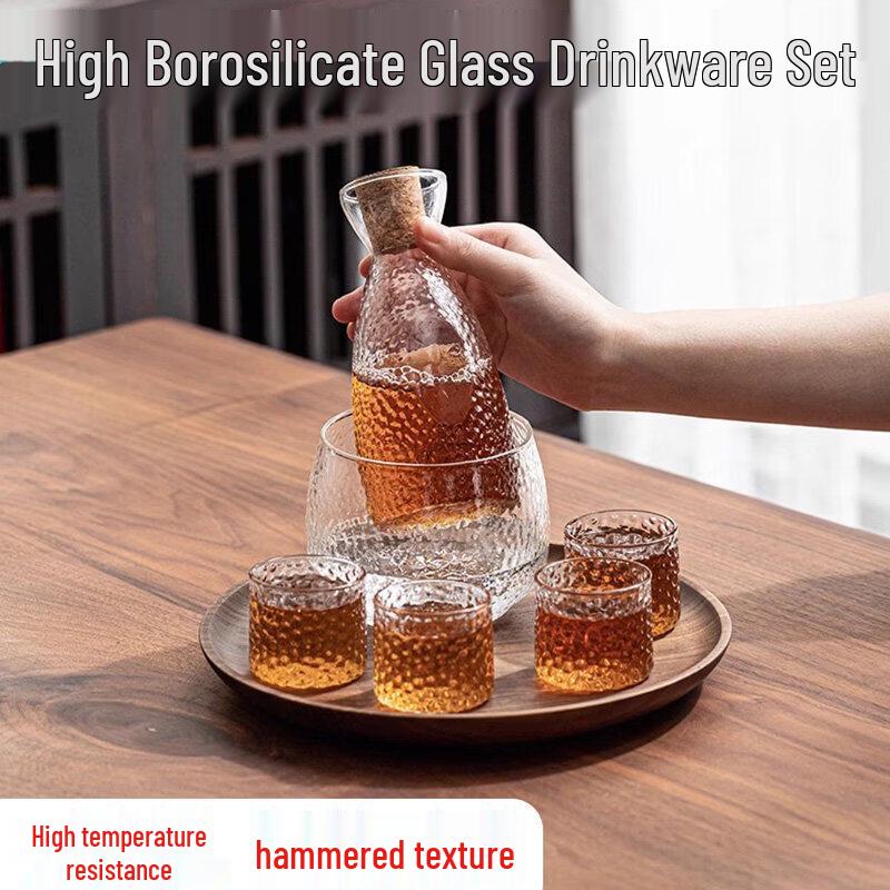 UOSO Hammered Glass Japanese Sake Pot Set