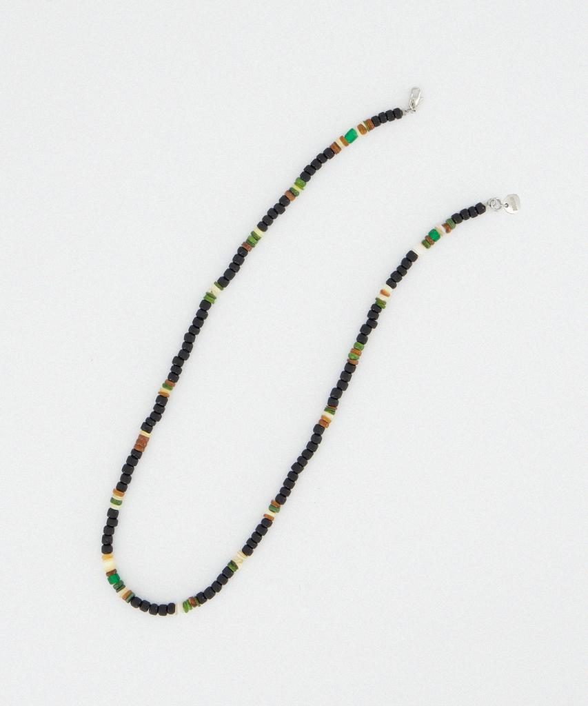 Douhab Pebble – Moss Necklace / Black