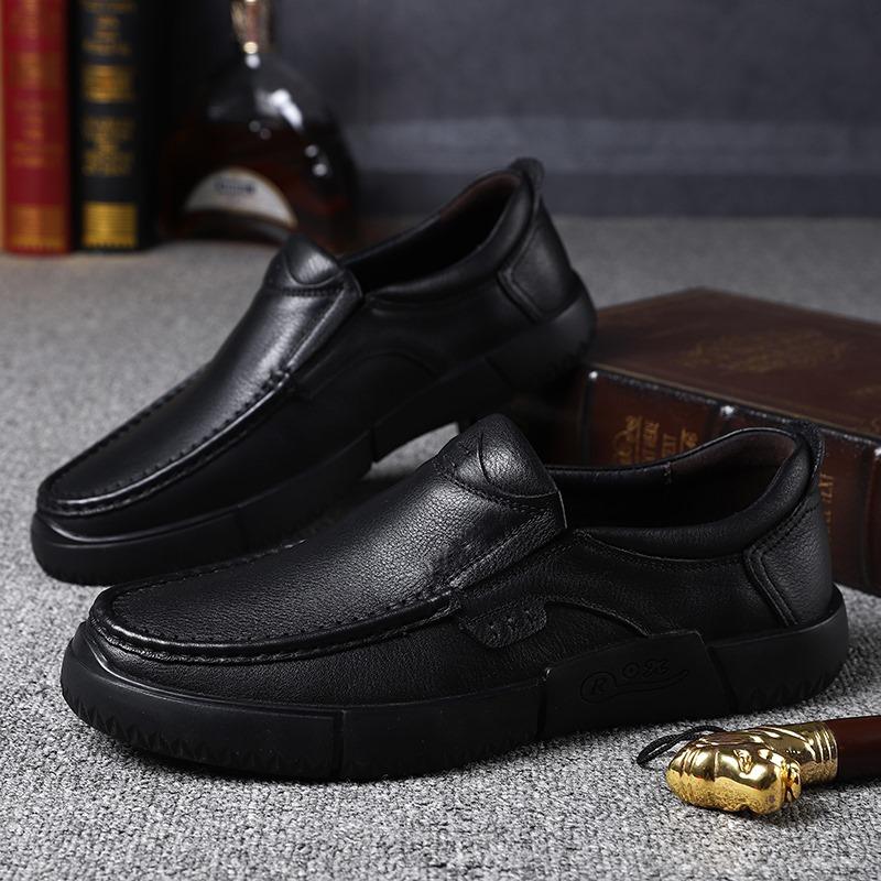 Fashion Comfortable Men's Genuine Leather Loafers Soft-Soled Slip-On Flats Versatile Casual Business Shoes Formal Leather Business Shoes