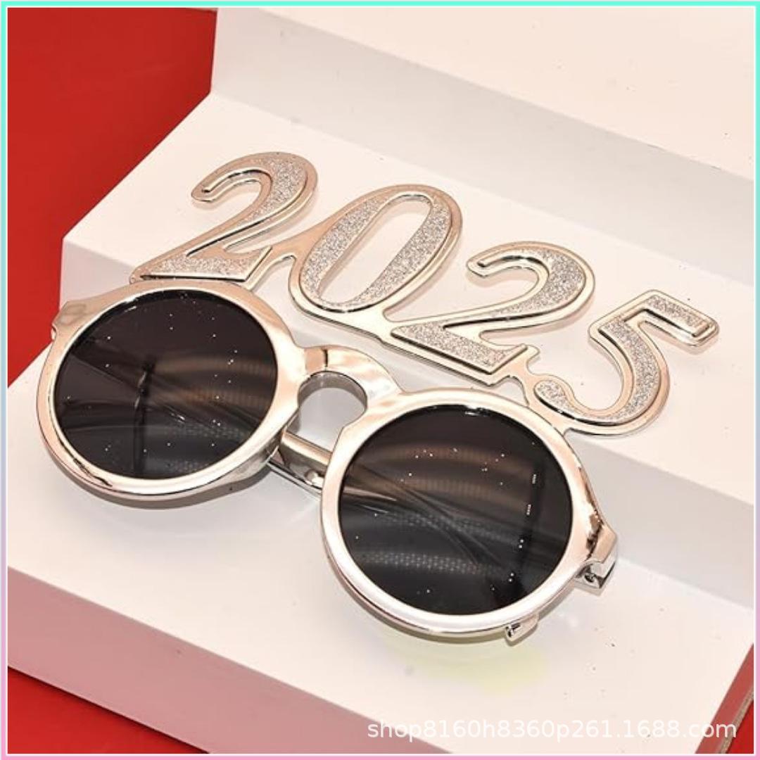 

2025 Очки Номер Пластиковые Солнцезащитные Очки Реквизит для вечеринок Реквизит для вечеринок Декорации для вечеринок Очки для Нового года Реквизит для очков Реквизит для выступлений серебряный