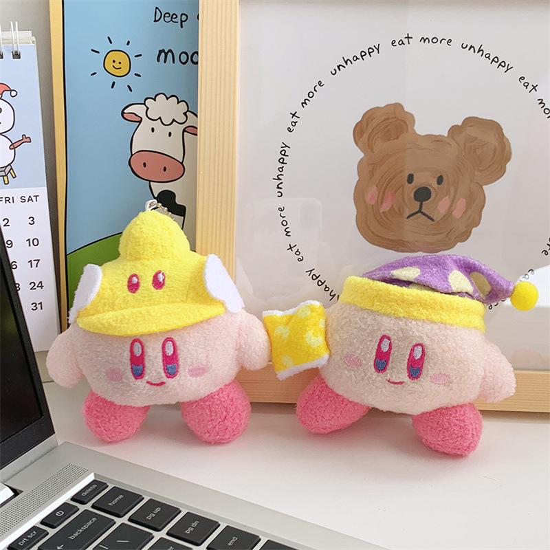 Japansk Tecknad Stjärnkort Plyschhänge Söt Flicka Hjärtdocka Skolväska Hängande Prydnad Gripmaskin Docka Nyckelring Gåva