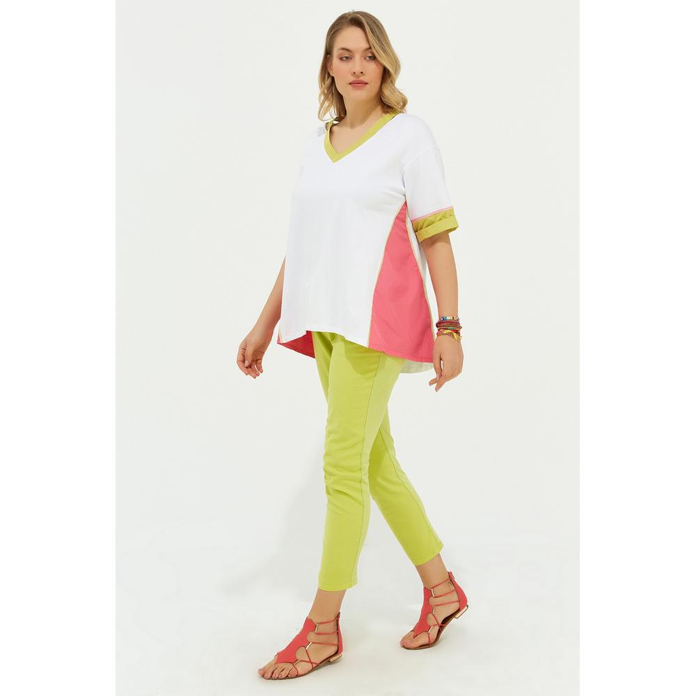 Fierte Damska bluzka w dużym rozmiarze Lm87070 Dekolt w kształcie litery V, krótki rękaw, kombinacja kolorów