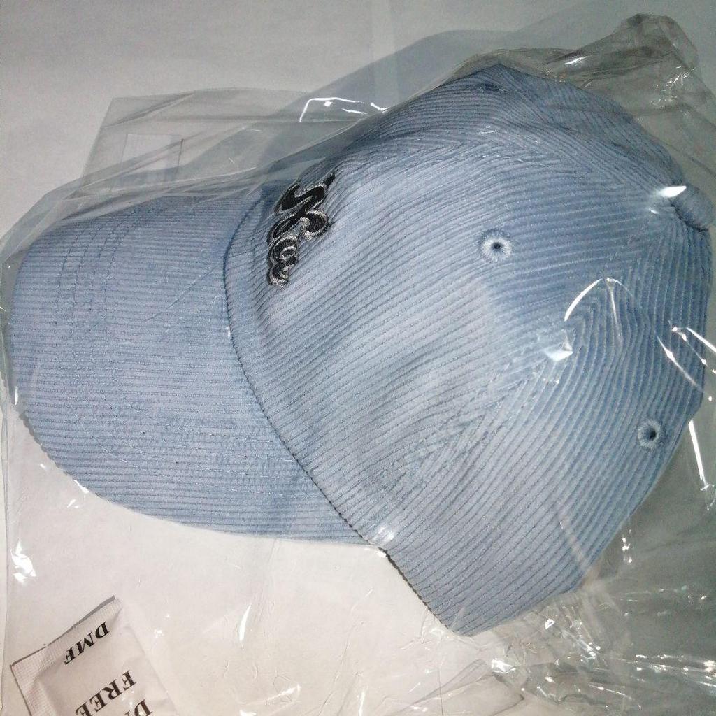 [POUŽITÉ] TWICE NAYEON BEAT AX VOL.5 Kšiltovka