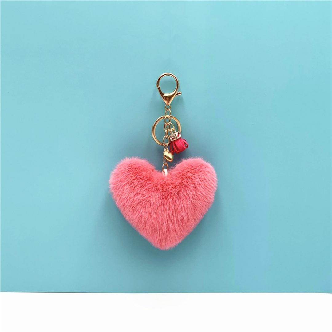 

Heart Shaped Bag Pendant Compact Plush Heart Shaped Key Ring Fluffy Heart Keychain Lightweight Cute Key Ring Accessory For Bag