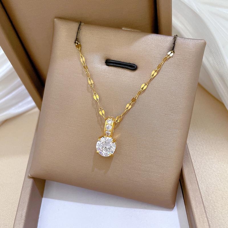 Gold Plated Minimalist Zircon Necklace for Women Titanium Steel Clavicle Chain Light Luxury Jewelry Accessory