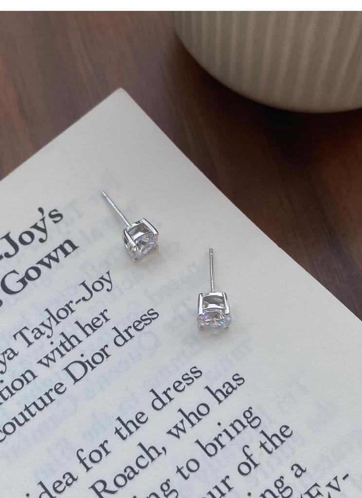 S999 Sterling Silver Four-Prong Zircon Stud Earrings - Luxurious High-Shine Piercing Jewelry