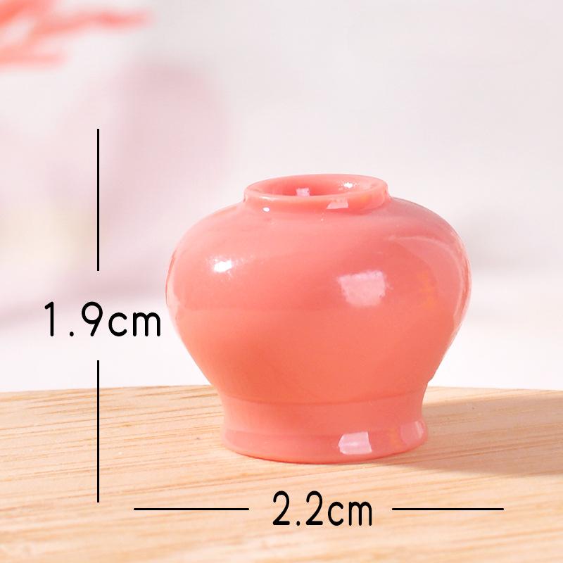 

Маленькие цветочные вазы Микро-ландшафтные фарфоровые вазы Смоляные модели Маленькие украшения Реквизит для сцены Apple Prestige