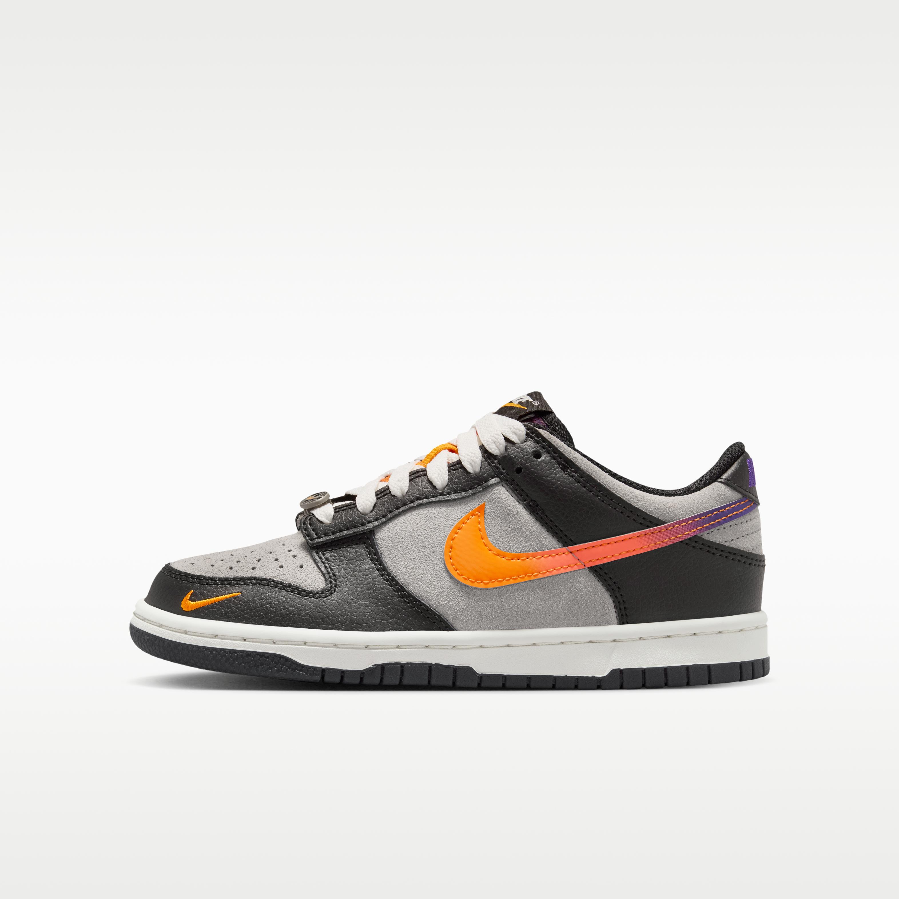 

Nike Dunk Low Medium Grey Black Orange Peel (GS) 40