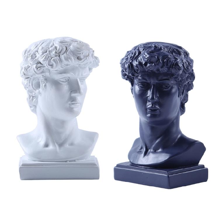 Desk Decorations Resin Ornament Pencil Holder Suitable for Restaurants and Homes