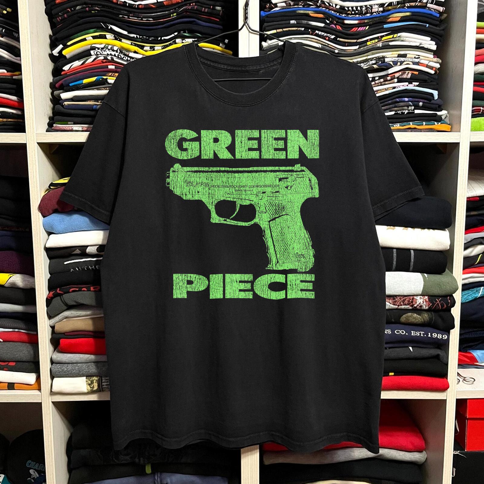 Rare Parody Green Piece Classic T-Shirt Black S M