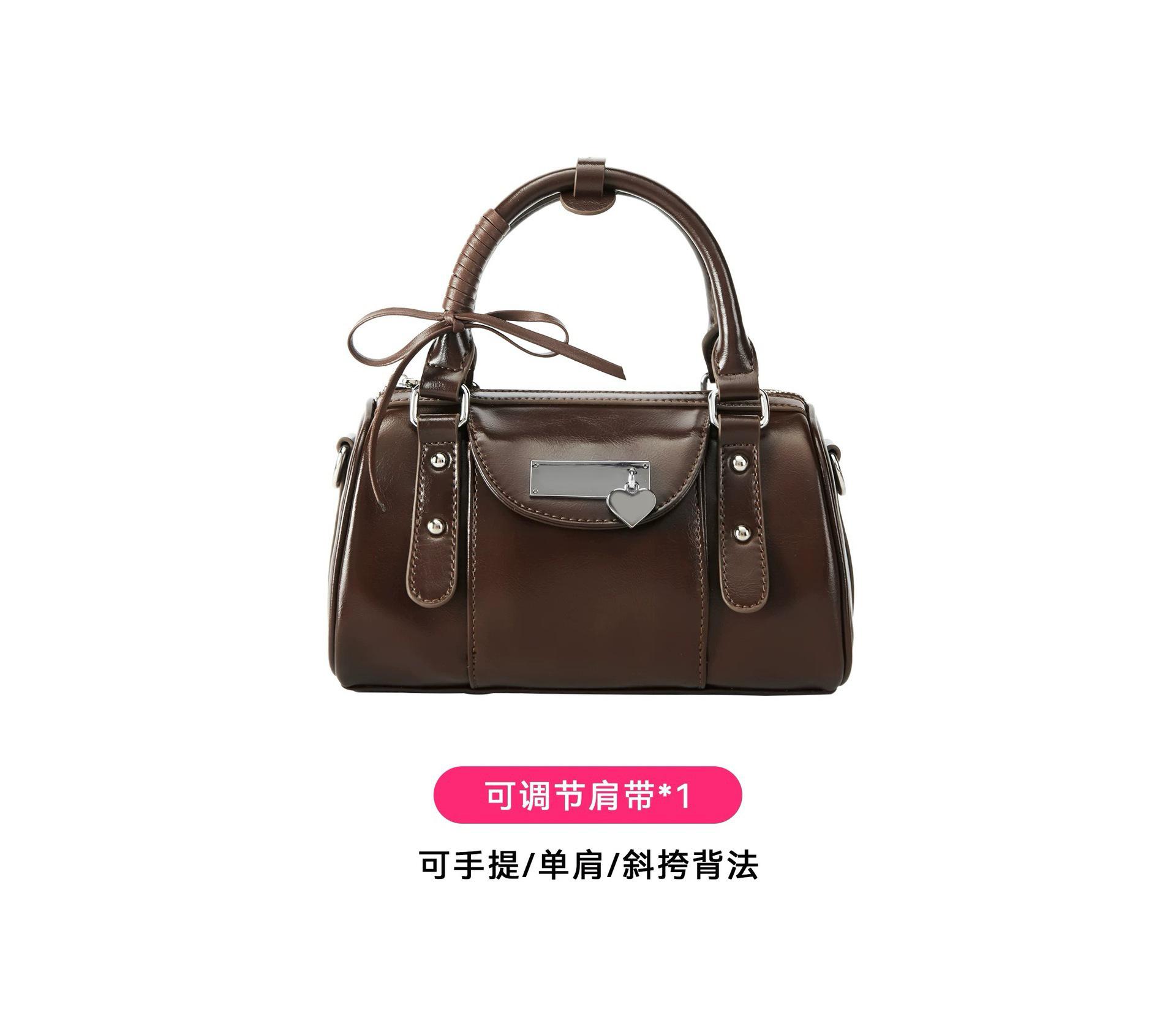 

New niche texture ballet bowling bag sweet cool love sweet cool bow messenger bag versatile темно-коричневого