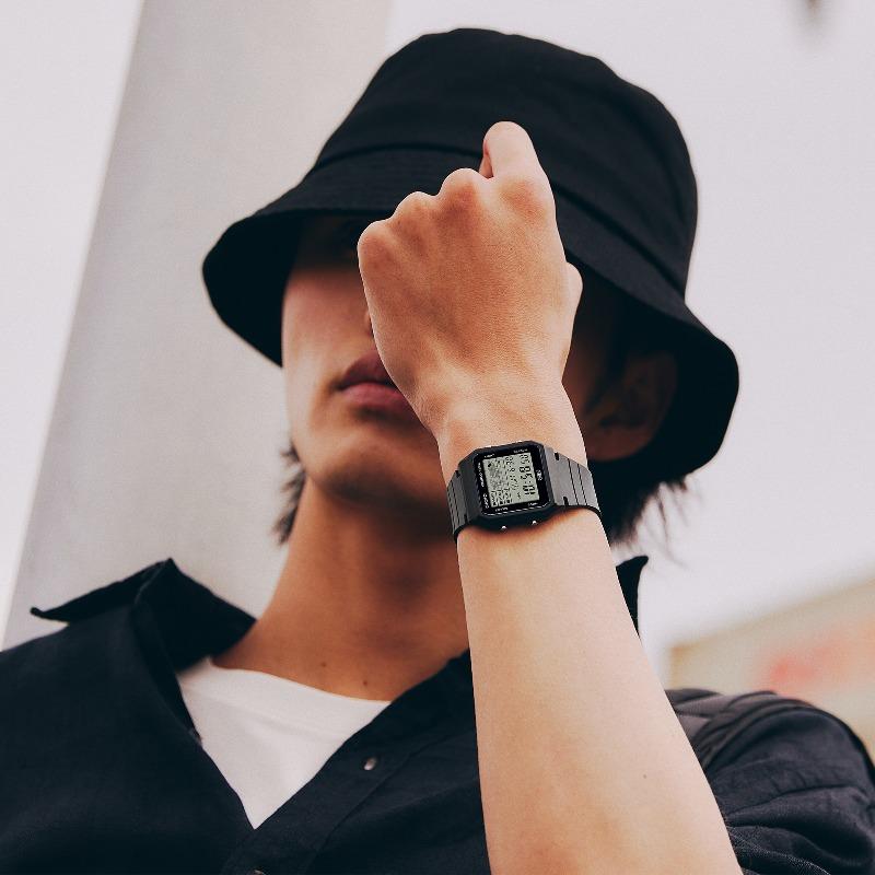 Casio Men's Resin Water Resistant Alarm Quartz Watch LF-30W-1A