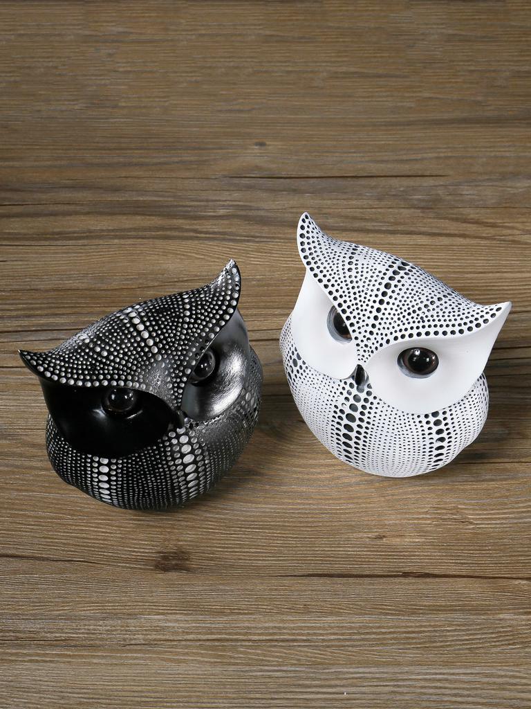 Schwarz/Weiße Eulenstatuen, Harz Tier Skulptur Dekorative Artikel, Heimdekor Handwerk Ausstellungsstücke