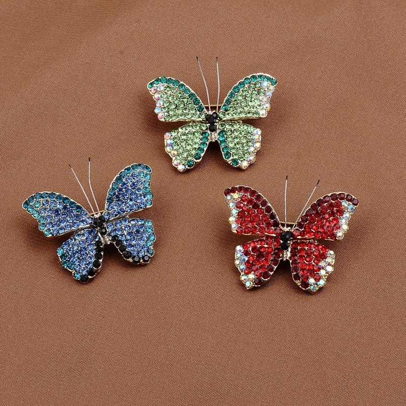 Light luxury butterfly pin, three-dimensional sparkling diamond chest flower, best friend's birthday gift, high-end feeling