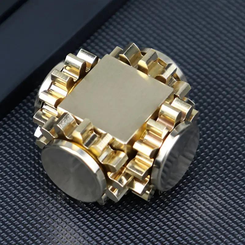 

Латунный четырехзубый спиннер-шестерня для магического кубика: Игрушка-антистресс для детей и взрослых латунный