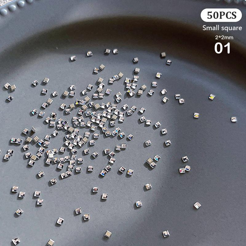 

50 шт. нерегулярных мини-алмазных украшений для ногтей, смешанная загрузка, стереоскопические аксессуары для ногтей, роспись ногтей, маникюрный салон, мастера по маникюру