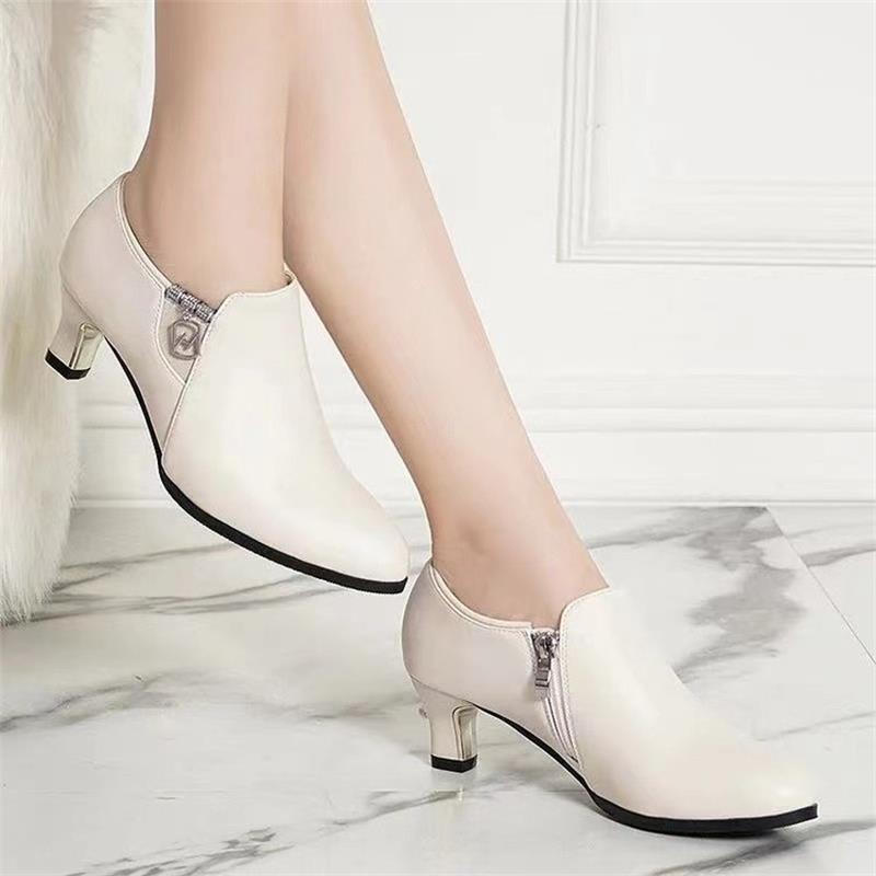 Korean version of small man, deep-mouth high-heeled shoes, thick-heeled single shoes, professional waterproof table, thick sole, not tired feet, tempe