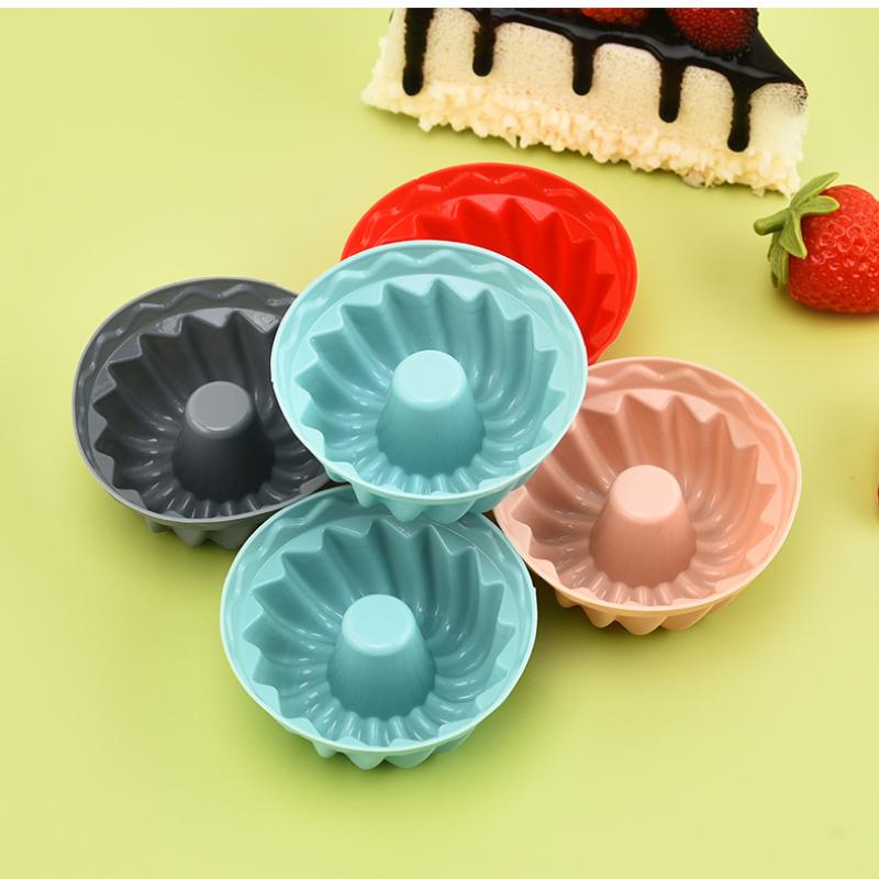 4pcs  Silicone Muffin Cupcake Mold Making Cake Pudding Jelly Baking Tools Are Simple and Convenient