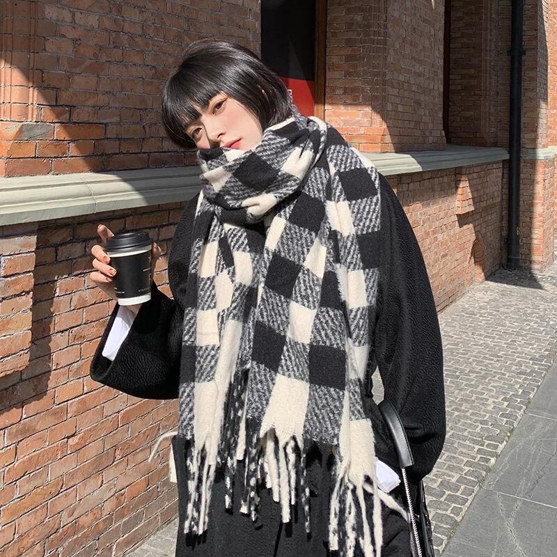 Black and White Plaid Scarf for Women in Winter British Classic Plaid Imitation Cashmere Korean Version Versatile Warm New Trend