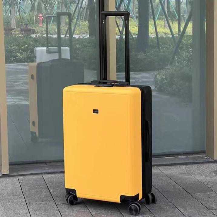 

Кожаный чемодан в японском стиле: 2025 Большой вместимости Бесшумные Универсальные Колеса, Кодовый Замок, Унисекс Студенская Дорожная Тележка. 22-inch for 5-10 days