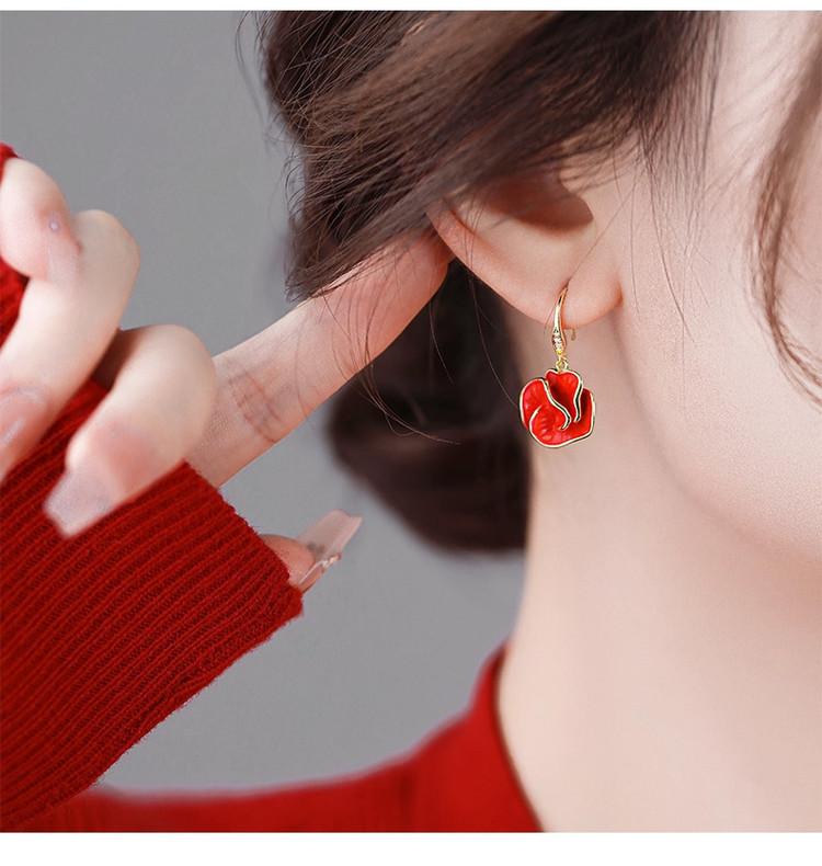 Sweet and high-end Red Mountain Camellia Earrings for Women, 2026 new earrings, popular, niche design, French earrings