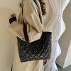 This Year's Popular Cotton Clothes Rhombus Embroidery Thread Handbag 2025 Winter New Versatile Ins Shoulder Armpit Tote Bag