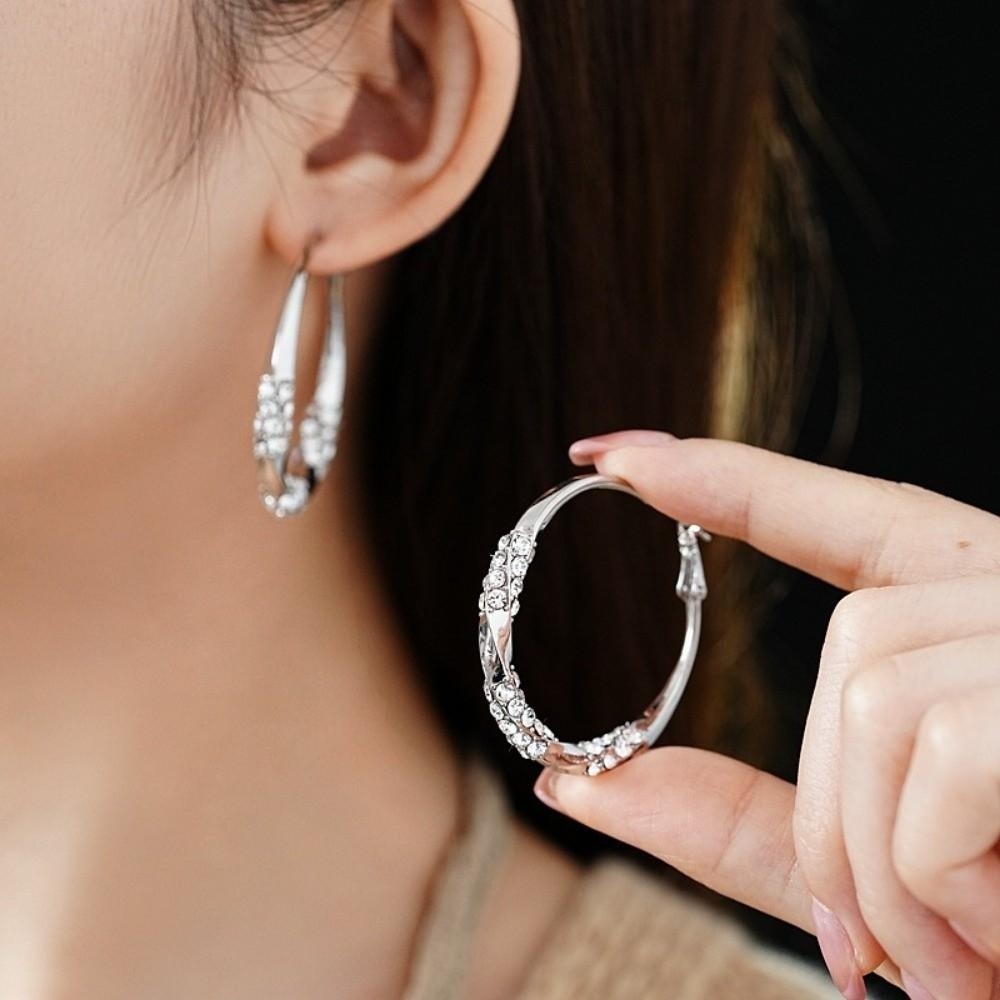 Exaggerated Hoop Earrings Light Luxury Women Ear Jewelry Temperament Large Round Earrings  Party
