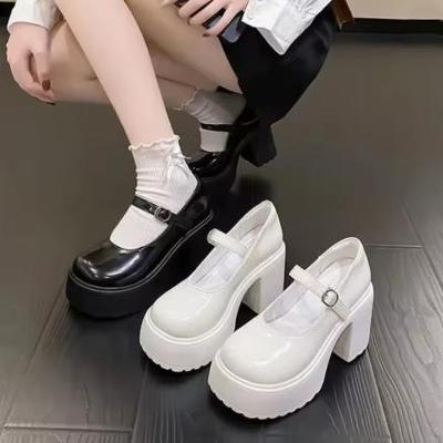 Scarpe con tacco – Scarpe con tacco