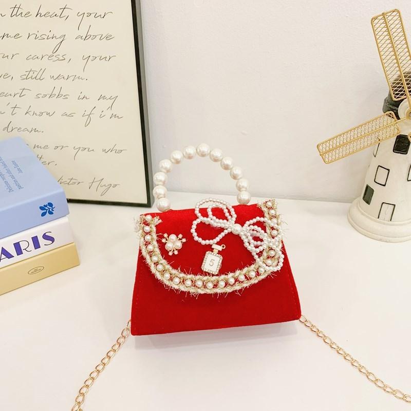 Melody Hello Kitty Puppen Dekor Schulter Crossbody Tasche Künstliche Perlenhenkel für den täglichen Gebrauch