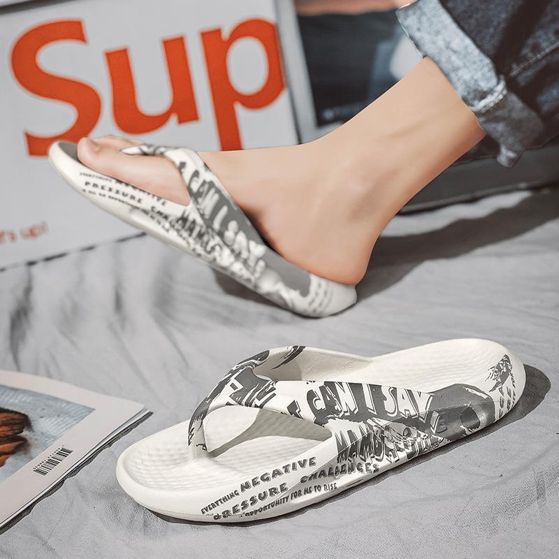 

Vietnamese flip-flops men wear large-size sandals in summer, sports beach shoes, and large-size sandals for men who step on shit 38 белый