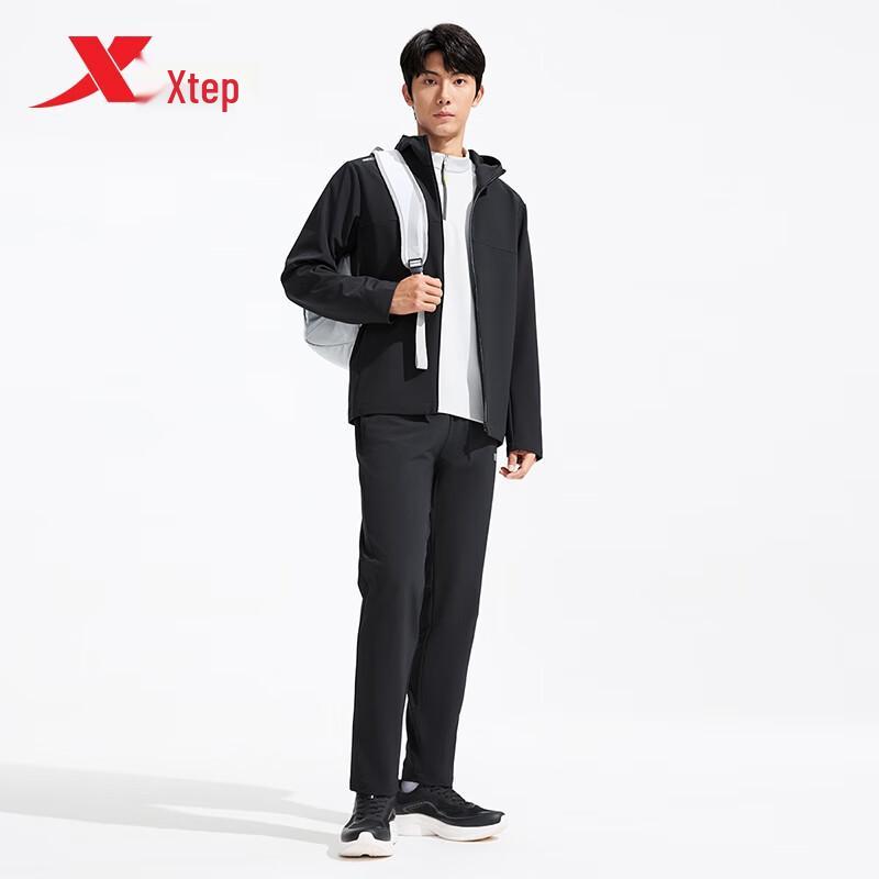 Xtep Men's Hooded 3-Proof Outdoor Soft Shell Jacket