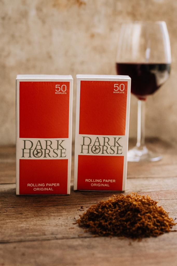 2 X Bibułki Bletki Do Papierosów   Dark Horse Orginal  50X50Szt