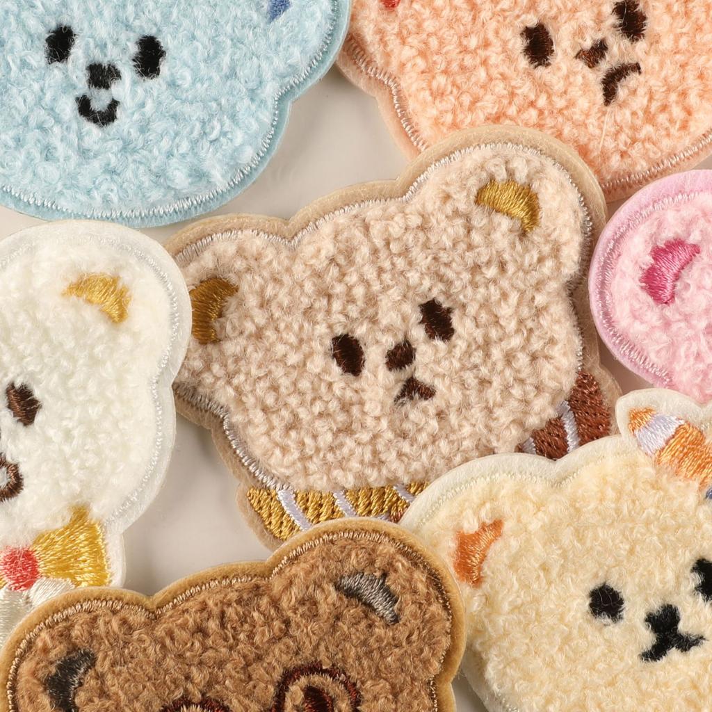 Original embroidery label cloth label towel embroidery bear head embroidery sticker clothing accessories DIY adhesive-backed patch cloth sticker