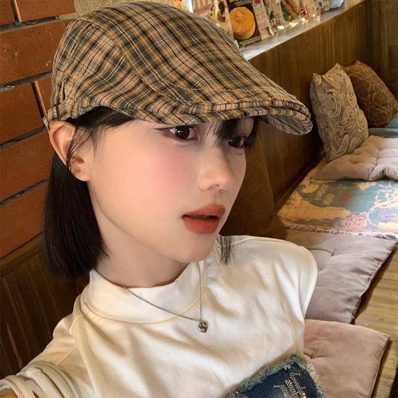 

Japanese-style retro beret for women, spring/summer versatile plaid hat that makes the face look smaller, newsboy painter s hat, large head Adjustable