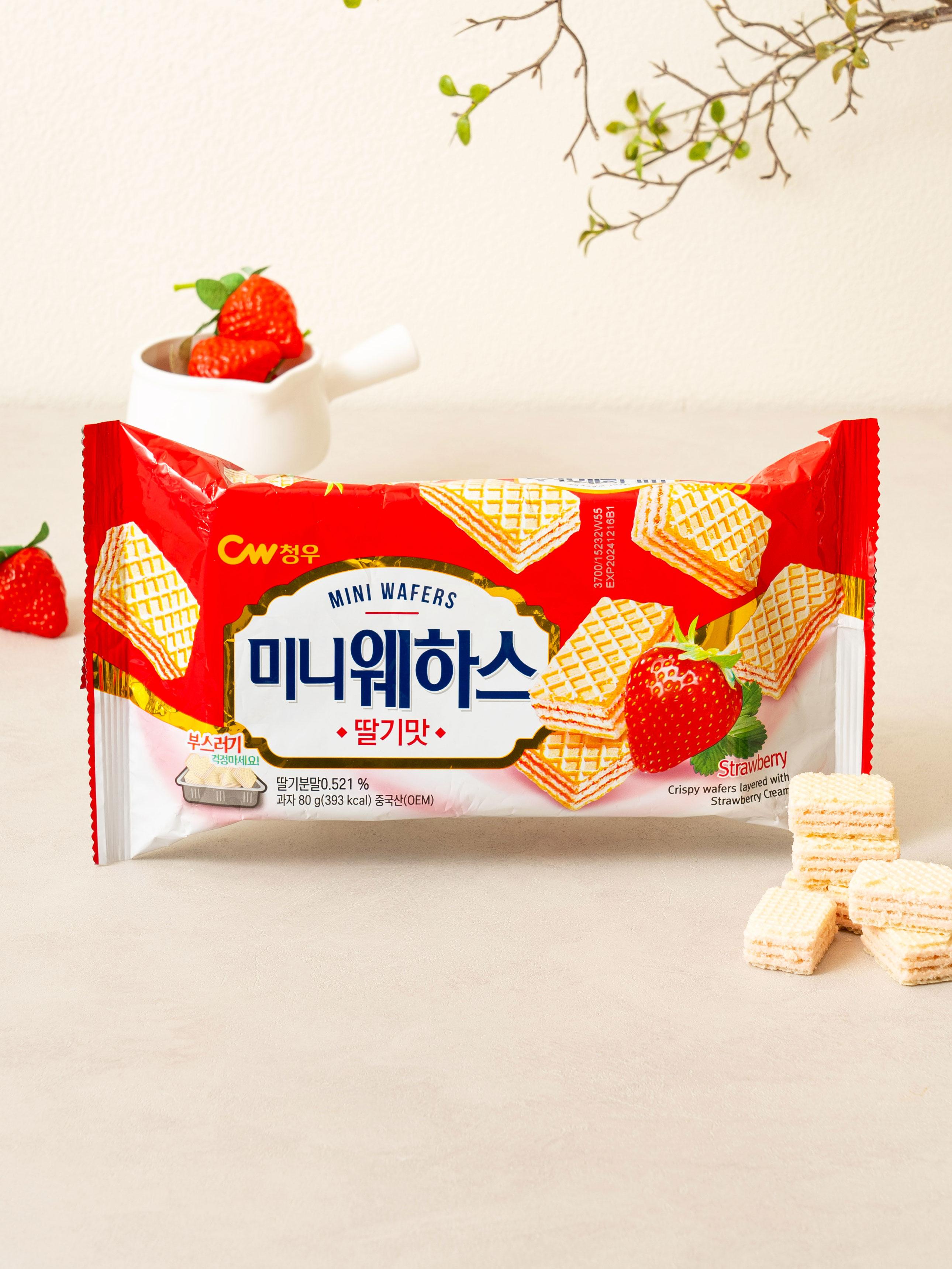 Cheongwoo Mini Strawberry Wafer 80g 1ea