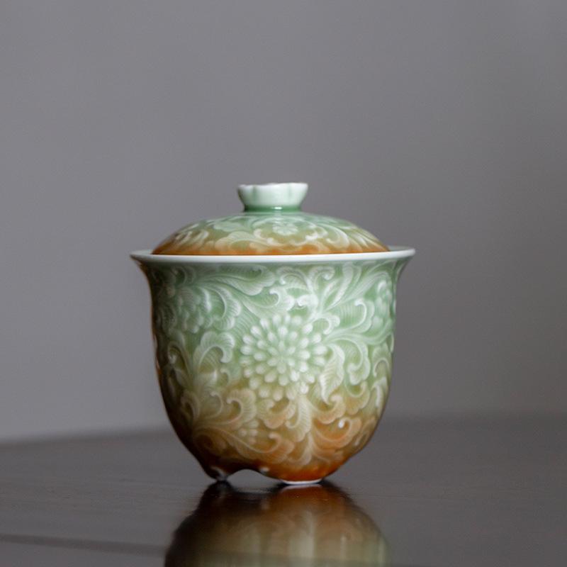 

150ml Chinese Celadon Carved Relief Gaiwan Handmade Tea Tureen Tea Bowl With Lid Kit Tea Making Cover Bowl Drinkware Gift Craft