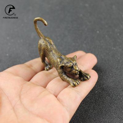 Retro Copper Panther Statue Animal Figurine Prey On Agile Style Brass Leopard Sculpture Home Office Room Decoration Accessories