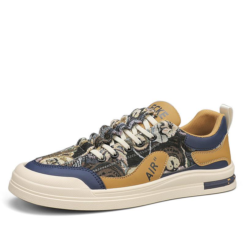 Men's shoes 2025 new spring lazy one-pedal leisure sports trend students lightweight breathable canvas flat shoes