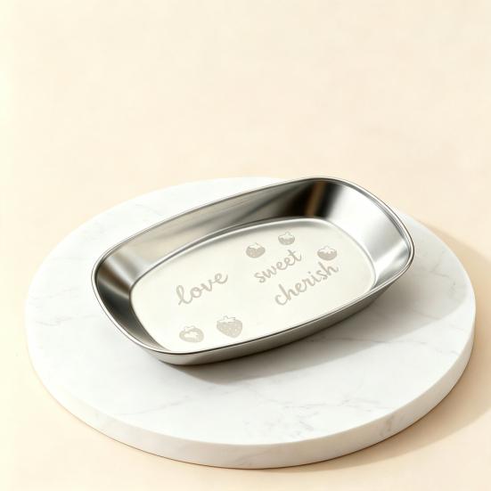 Stainless Steel Food Storage Tray Strawberry Bear Swallow Pattern Food Grade Portable Outdoor Picnic Fruit Snack Candies Serving Dish Plate